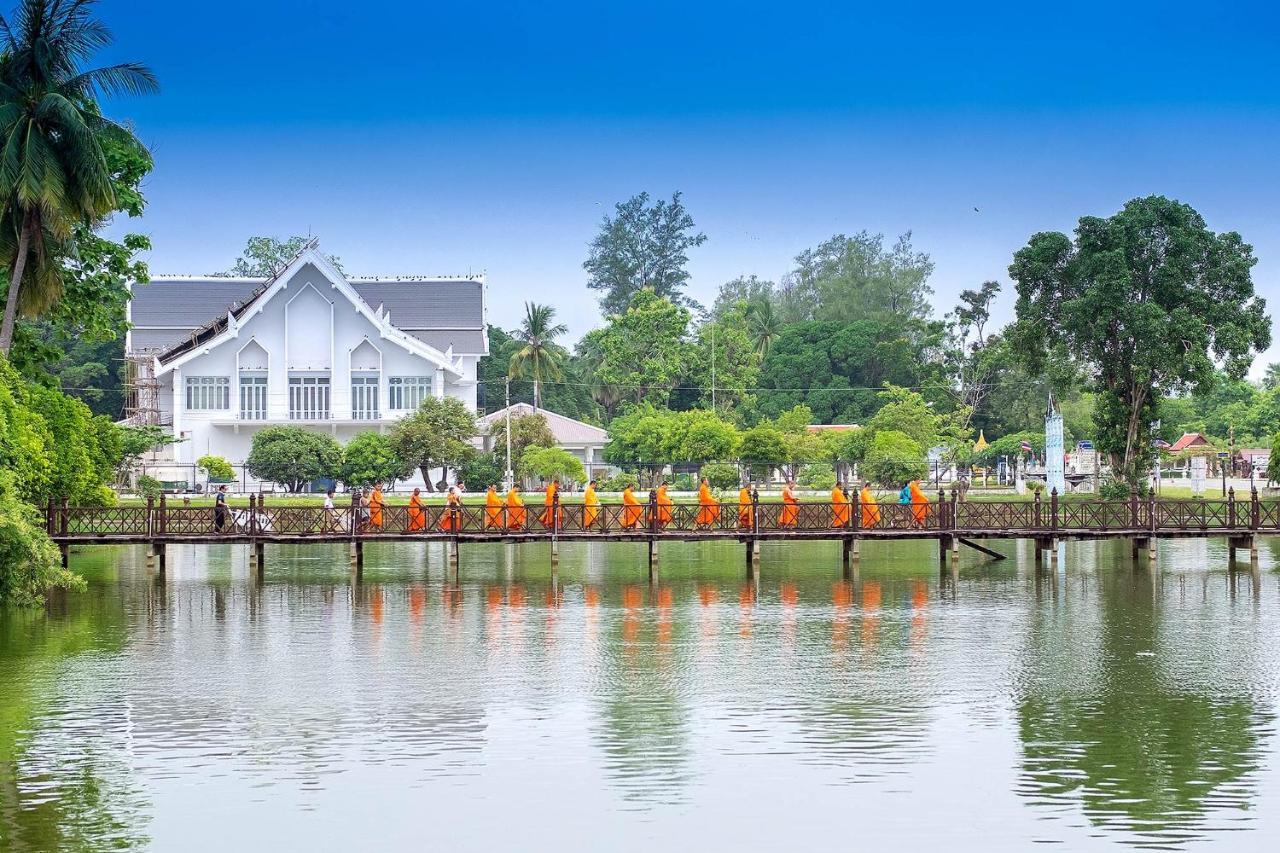 Phiphu Art And Gallery Boutique Сукотаи Экстерьер фото